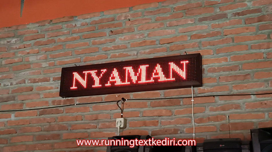 <p>Running text dengan ukuran 20x100cm cocok untuk tempat-tempat usaha dalam menunjang peningkatan pelanggan. Warna merah pada running text memberi kesan mempertajam tulisan sehingga mudah untuk dibaca. Kami menyediakan layanan pemasangan dan juga perbaikan dengan harga terjangkau.</p>